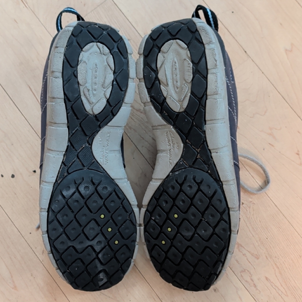 Women's Navy Clarks Wavewalk Waterproof Sneakers/Shoes - Picture 3 of 5